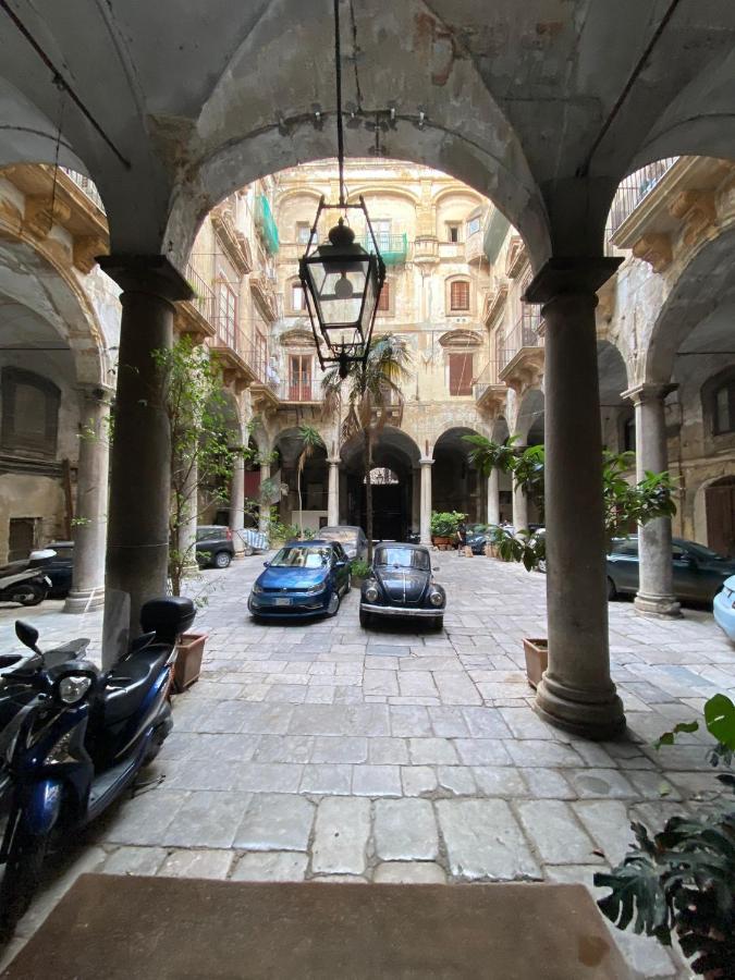 باليرمو Palazzo Cuto Central Flat المظهر الخارجي الصورة